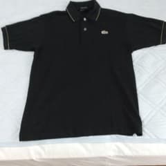 超美品 LACOSTE  銀色ワニ　ポロシャツブラックのサムネイル