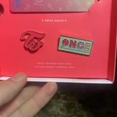 twiceバッチのサムネイル