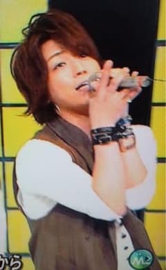 亀梨和也着用レザーブレスレットM(エム)ブラック黒KAT-TUNスター星 