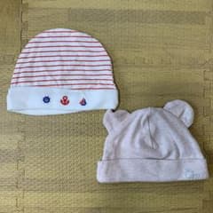 ベビー帽子　新生児期のサムネイル