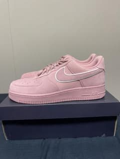 NIKE AIR FORCE1 LV8のサムネイル