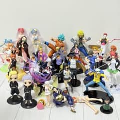 フィギュア 30個まとめ売り - メルカリ