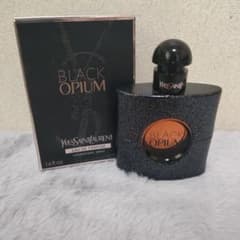 H*☆様 廃盤 サンローラン ブラックオピウム ニュイブランシェ 香水 50ml H*☆様 廃盤 サンローラン ブラックオピウム ニュイブランシェ 香水