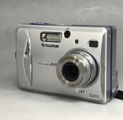 FUJIFILM コンパクトデジタルカメラ FinePix A303 シルバーのサムネイル