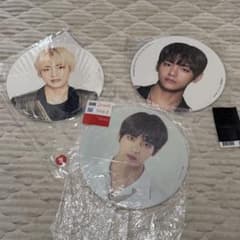 BTS テテ V うちわ LYS THE WINGS TOURまとめ売り - メルカリ