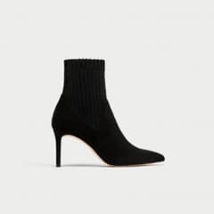 ❤︎Risa❤︎様 専用！大人気！ZARA ハイヒールソックスブーツのサムネイル