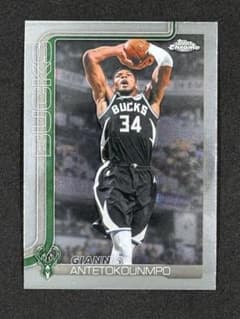 Giannis Antetokounmpo Topps Chrome NBAのサムネイル