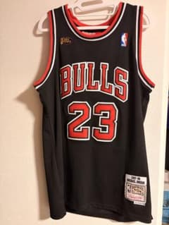Chicago Bulls Michael Jordan ユニフォームのサムネイル