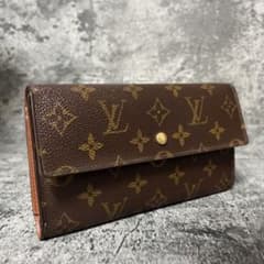 LOUIS VUITTON モノグラム ポルトトレゾール・インターナショナル