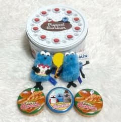 限定品⭐️パペットスンスンぬいぐるみマスコットキャンディジャークッキー缶セット パペットスンスン クッキー缶 マスコット - メルカリ