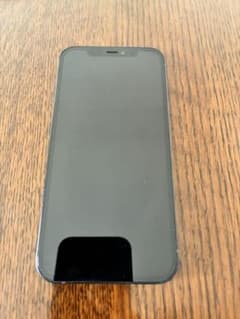 Apple iPhone 12 ブラック 64GB 本体のみのサムネイル