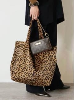 L'EFFRONTÉ ヒョウ柄 トートバッグのサムネイル