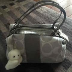 値下げ 正規品coachカバンのサムネイル