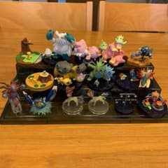 ガチャガチャポケモン＆ゲーセンイーブイフィギュア28点セットのサムネイル