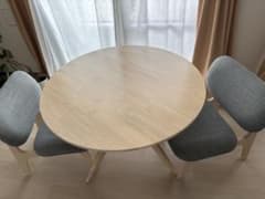 【値下げ中！】ニトリ 円形ダイニングテーブル チェア2脚 直接引取歓迎 値下げ中！】ニトリ 円形ダイニングテーブル チェア2脚 直接引取歓迎