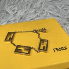FENDI フェンディ ブレスレット マンマバケット　マンマ　FF ロゴ　金 FENDI フェンディ ブレスレット マンマバケット マンマ FF ロゴ 金