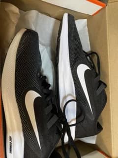 NIKE ランニングシューズのサムネイル
