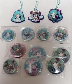 ボカロ　初音ミク 缶バッジ、ラバーキーホルダーセットのサムネイル