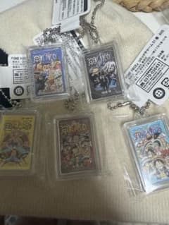 ONE PIECE コミックチャーム 5個セットのサムネイル