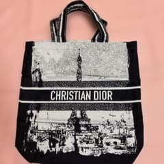 DIORディオール エッフェル塔 新作ノベルティトートバッグ - メルカリ