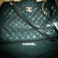 鑑定済み。CHANELスーパーモデルバッグ！のサムネイル