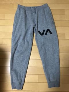 RVCAスウェットパンツのサムネイル
