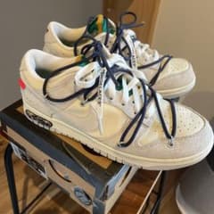 ナイキ ダンク ロー オフホワイトのサムネイル