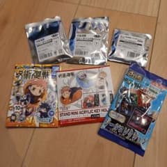 呪術廻戦缶バッチ&キーホルダーのサムネイル