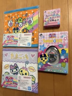 一番くじ　たまごっちキラ2レインボー、ハンドタオル2種、チャームセットのサムネイル