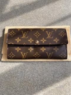 LOUIS VUITTON ルイヴィトン　長財布のサムネイル