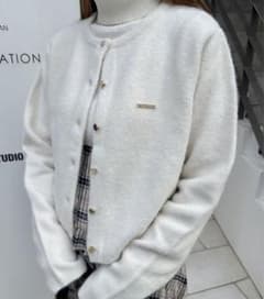 ロゴプレートニットカーディガン w closetのサムネイル