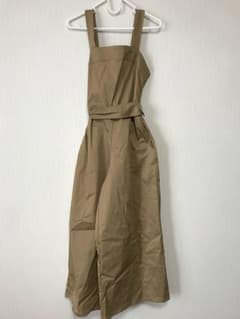 GU オールインワン サロペット 値下げしました！のサムネイル