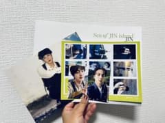 BTS ジン 写真集 JIN  トレカ2枚＋付属品のサムネイル