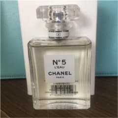 CHANEL シャネル 香水のサムネイル