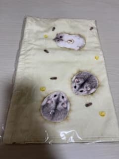 ハムスター柄のフェイスタオルのサムネイル