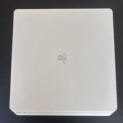 ホワイト プレイステーション4 本体【ジャンク品】のサムネイル