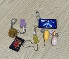 ミニチュア キーホルダー まとめ売りのサムネイル
