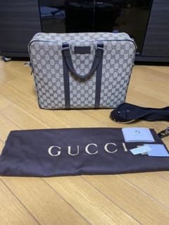 きょん様専用　GUCCI グッチ メンズビジネスバッグのサムネイル