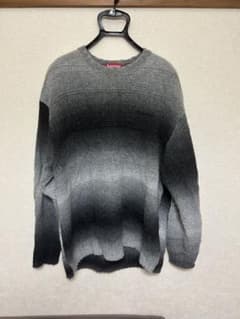 supreme セーターのサムネイル