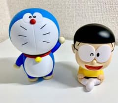 【限定】ドラえもんとのび太　ガチャガチャフィギュアのサムネイル