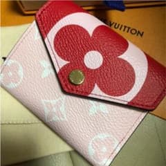 ルイヴィトン ポルトフォイユ ゾエ ルージュのサムネイル
