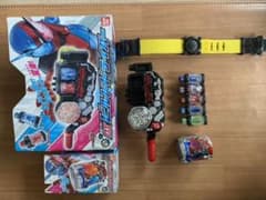 仮面ライダービルド　ベルト　ラビットタンクのサムネイル