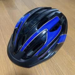 自転車　軽量ヘルメット　子供用　サイクリングのサムネイル