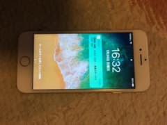 iPhone 8 Silver 64 GB SIMフリーのサムネイル