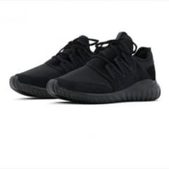 adidas TUBULAR アディダス チューブラ ブラック 最終値下！！のサムネイル
