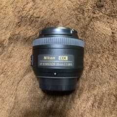 単焦点レンズ　Nikon AF-S DX NIKKOR 35mm f1.8のサムネイル