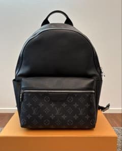 Louis Vuitton ディスカバリー・バックパック PM M31033のサムネイル