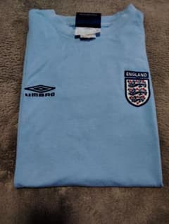 土日値下げ@Umbro イングランド代表 Tシャツ 00's ライトブルー - メルカリ