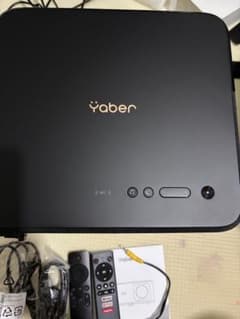 Yaber K2s スマートプロジェクター 本体 - メルカリ