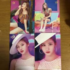 TWICE Sana 公式フォトカード 4枚セットのサムネイル